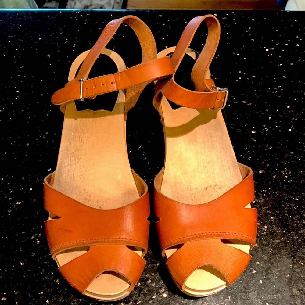 Swedish Hasbeens low peep toe sandal